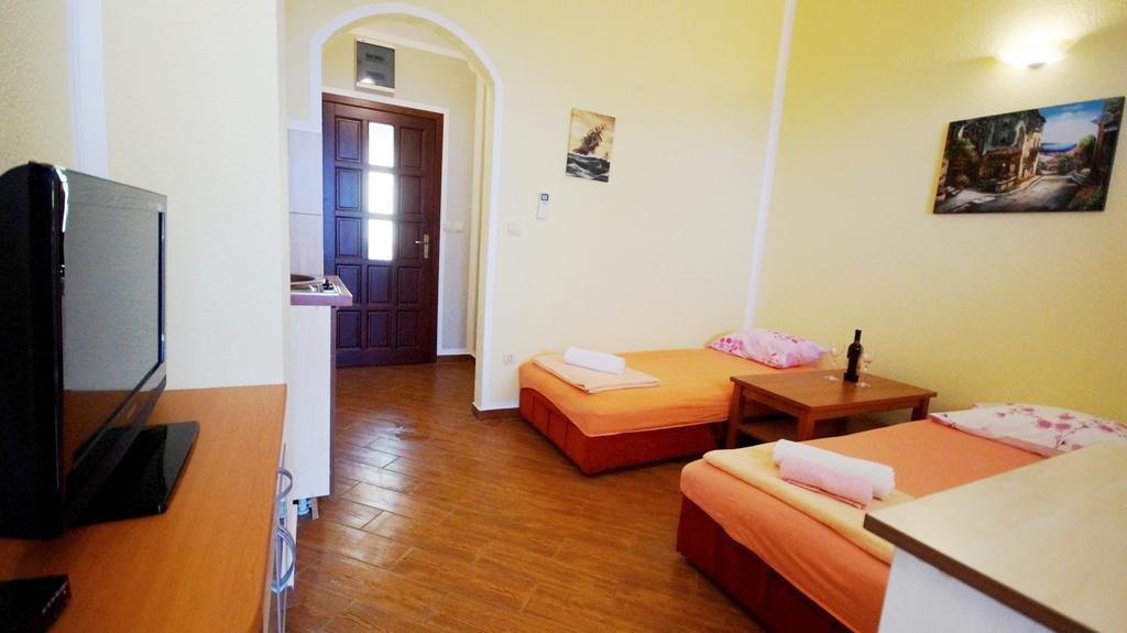 Apartmani Zona Sveti Stefan Esterno foto
