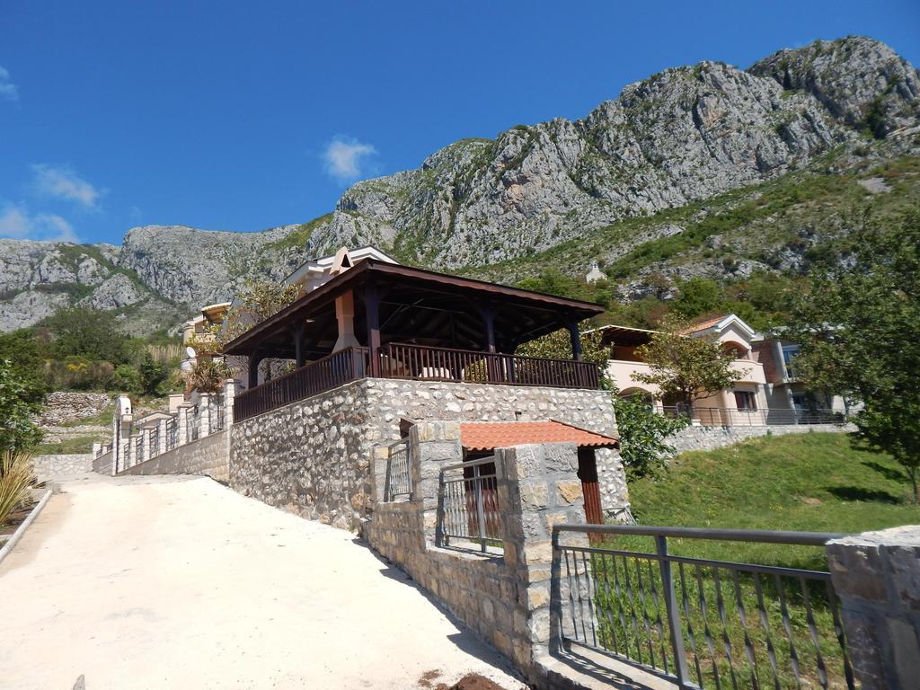 Apartmani Zona Sveti Stefan Esterno foto
